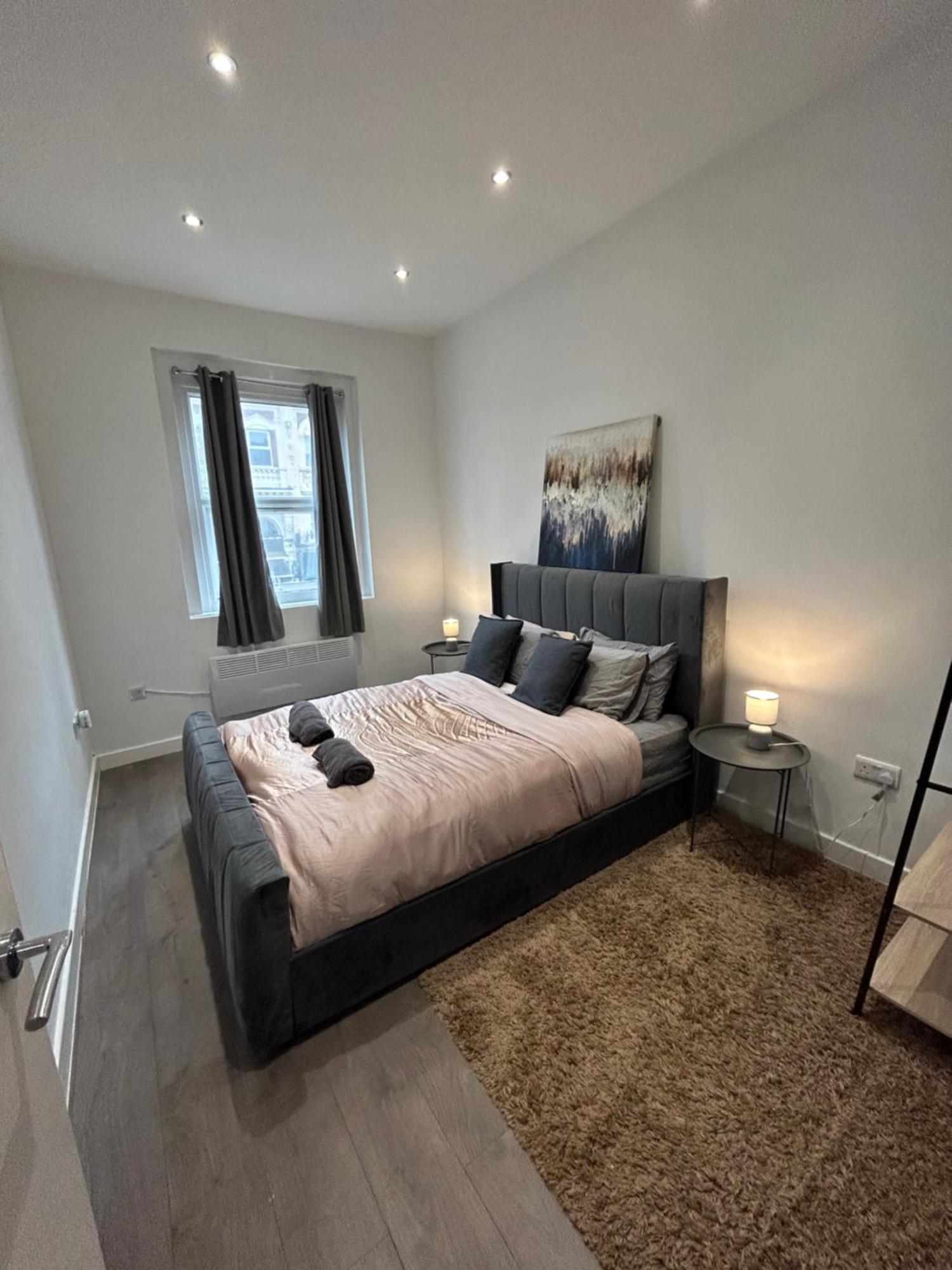 Central Locations 1 Bed Apartments Sleeps 4 Лондон Екстериор снимка