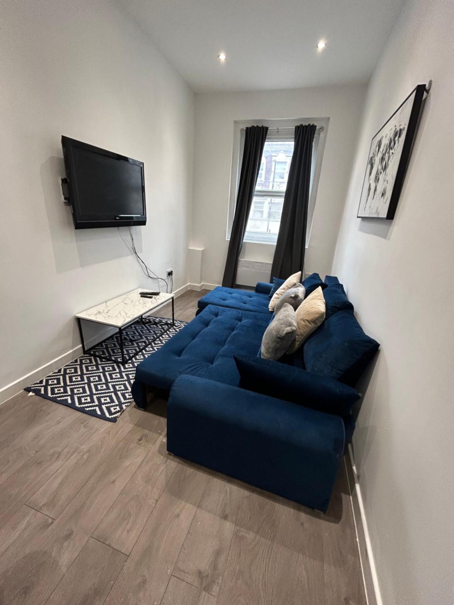 Central Locations 1 Bed Apartments Sleeps 4 Лондон Екстериор снимка